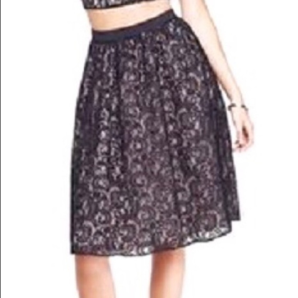 Express | Black Lace Midi Skirt